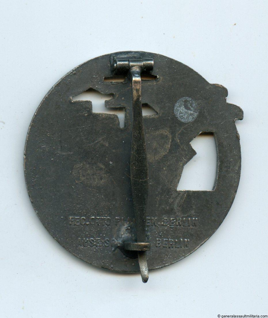 Kriegsmarine Blockade runner badge – Schwerin, Berlin