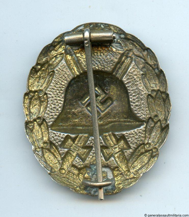 1st Pat. wound badge in silver