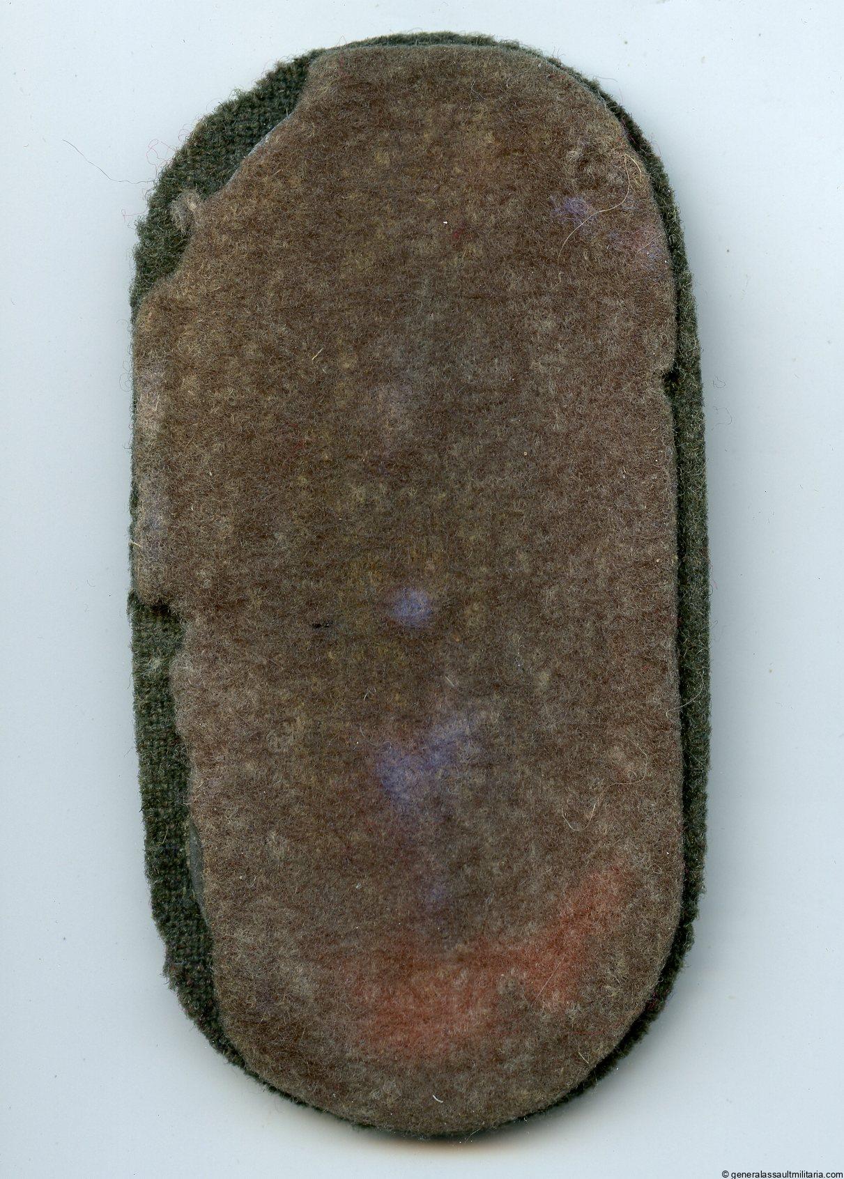 Heer Narvik shield - C.E. Juncker, Berlin
