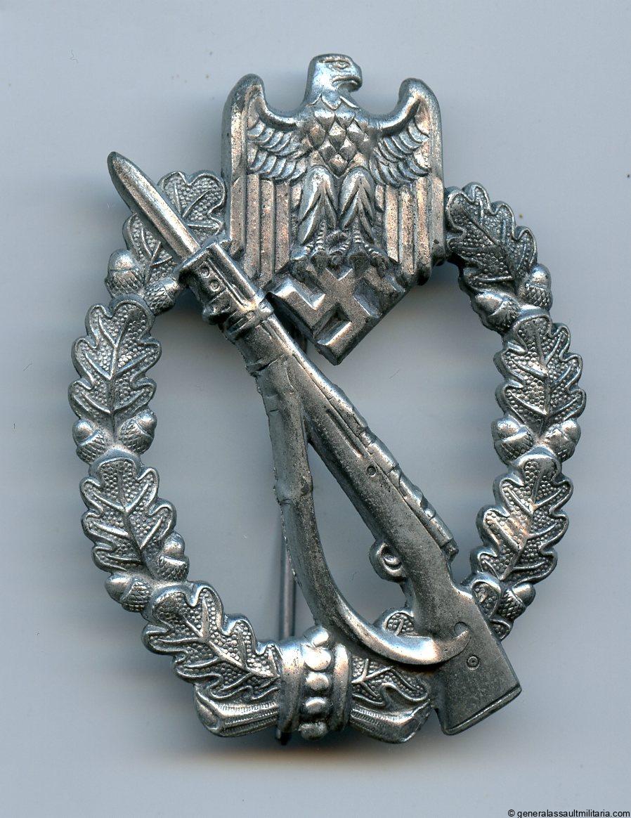 Infantry assault badge in silver – Josef Bergs & Co, Gablonz