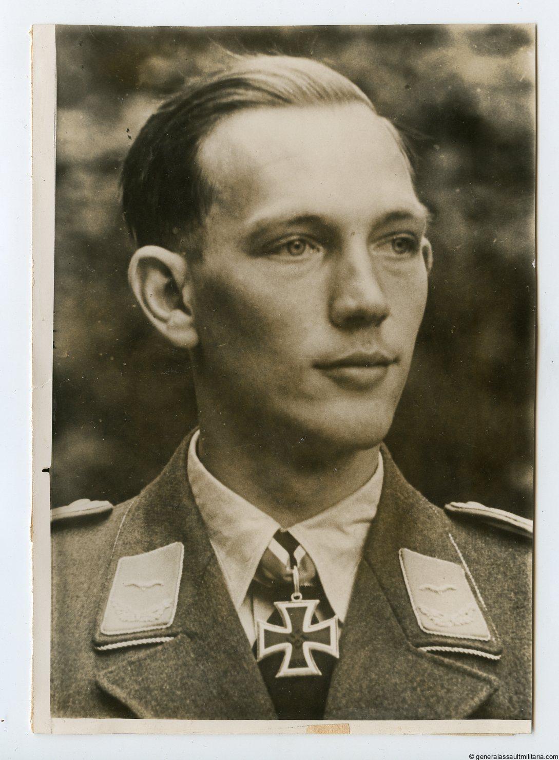 Large size 28x13cm Pressphoto Leutnant Hemmer