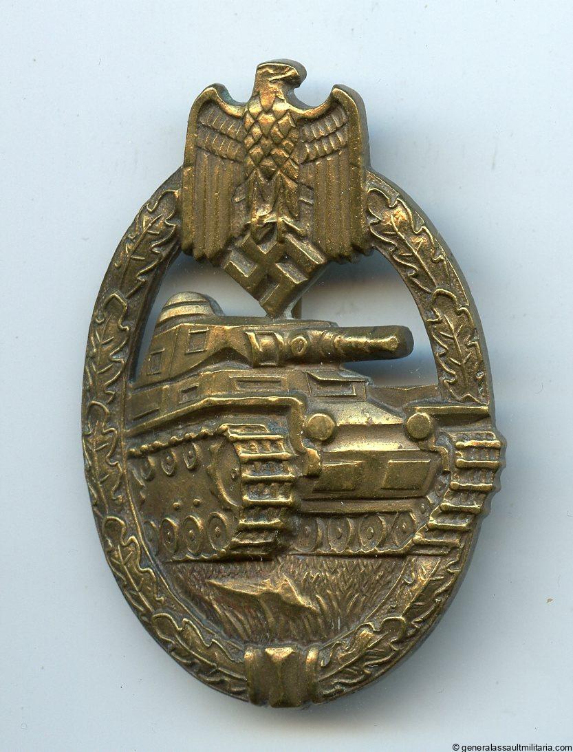 Panzer assault badge in bronze – Karl Wurster, Markneukirchen