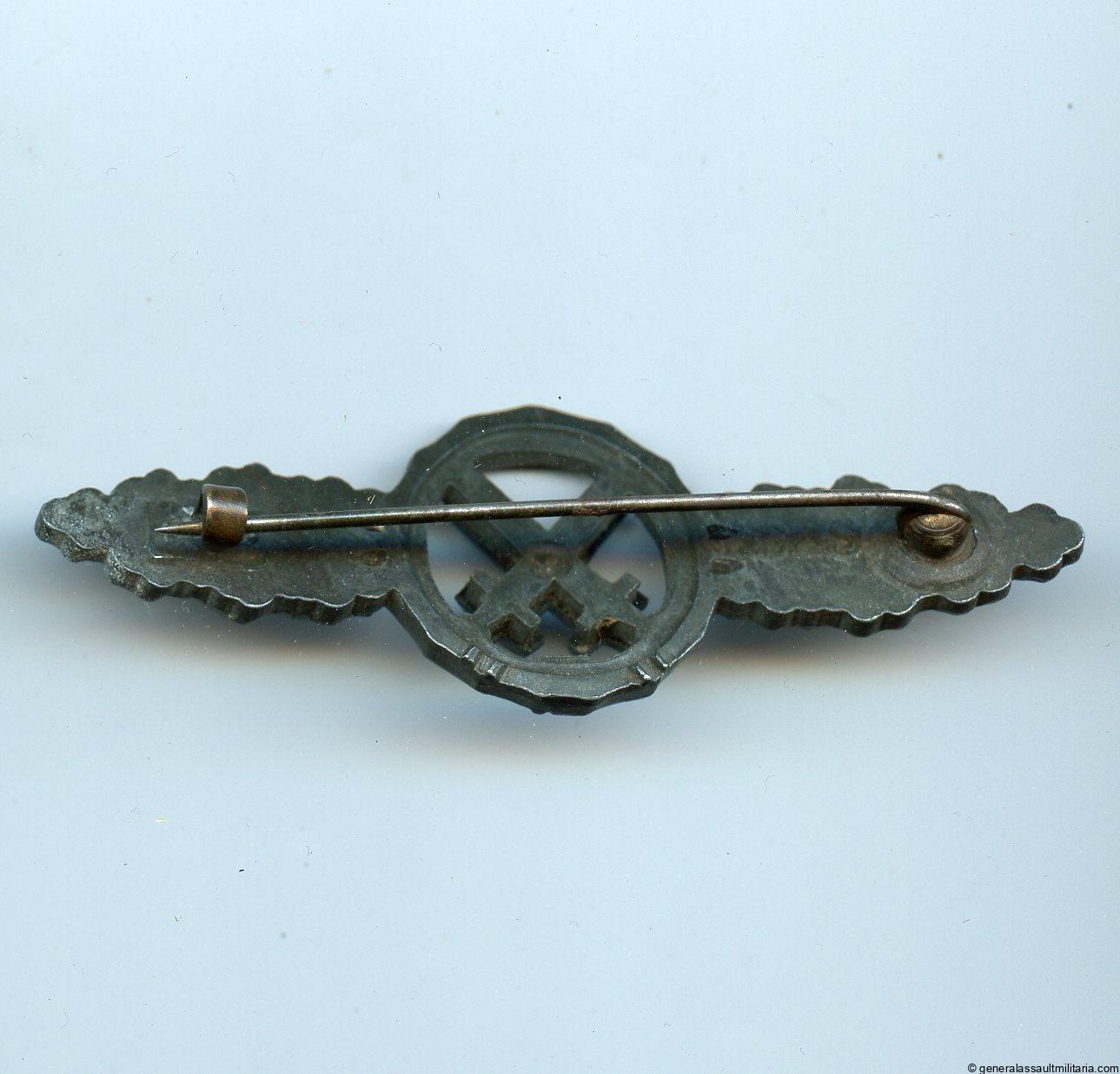 Luftwaffe Air to Ground clasp in bronze - Richard Simm & Söhne, Gablonz