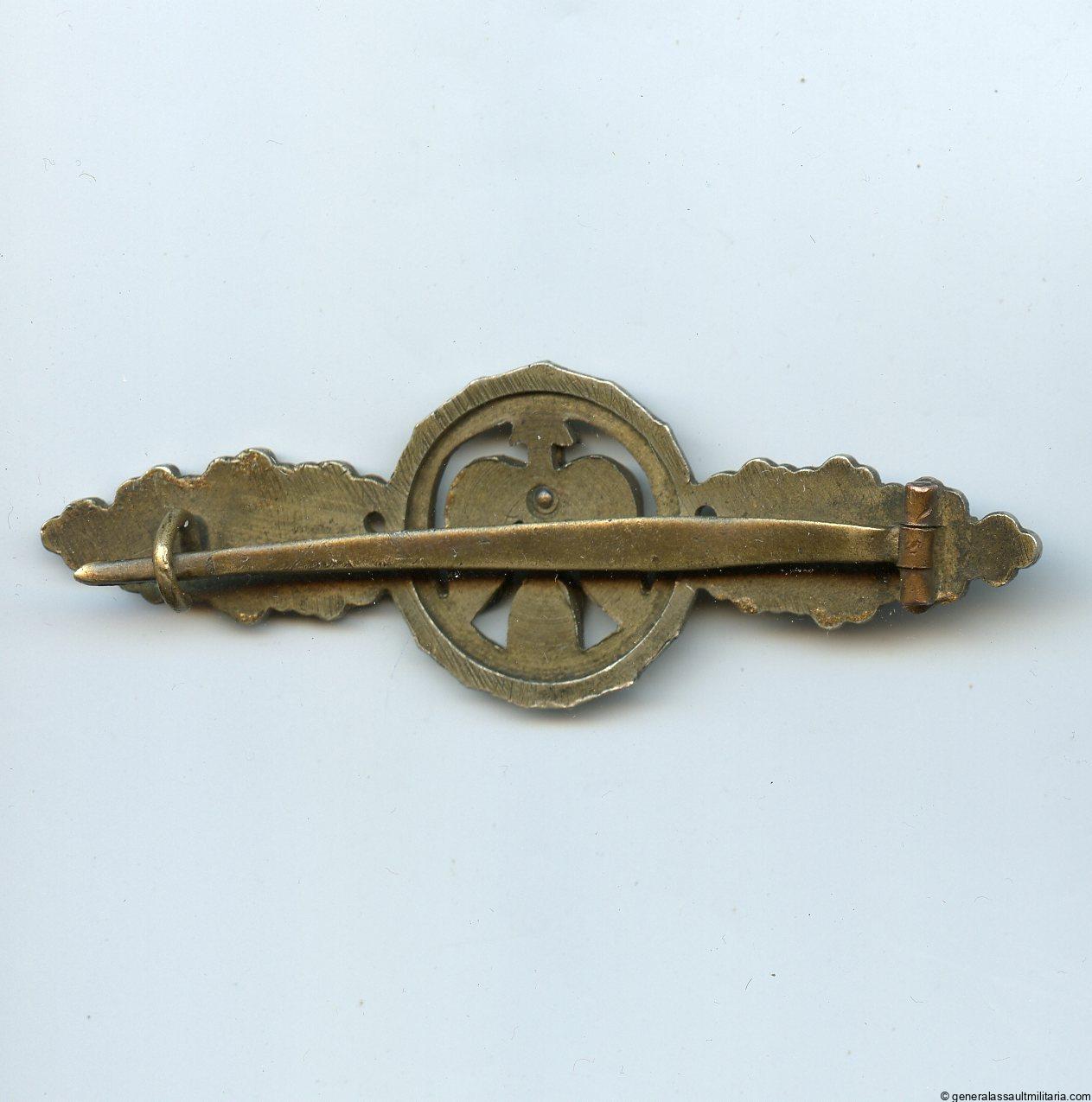 Luftwaffe fighter clasp in bronze - C.E. Juncker, Berlin