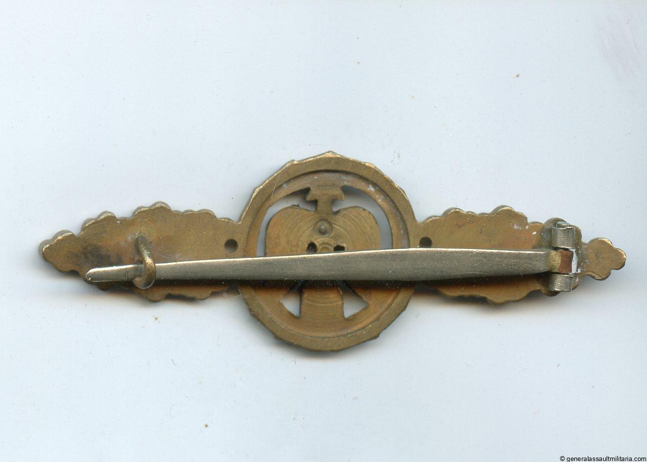 Luftwaffe fighter clasp in bronze – C.E. Juncker, Berlin
