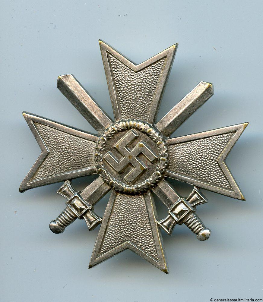 War merit cross with swords 1st class - L/18 Petz & Lorenz, Unterreichenbach