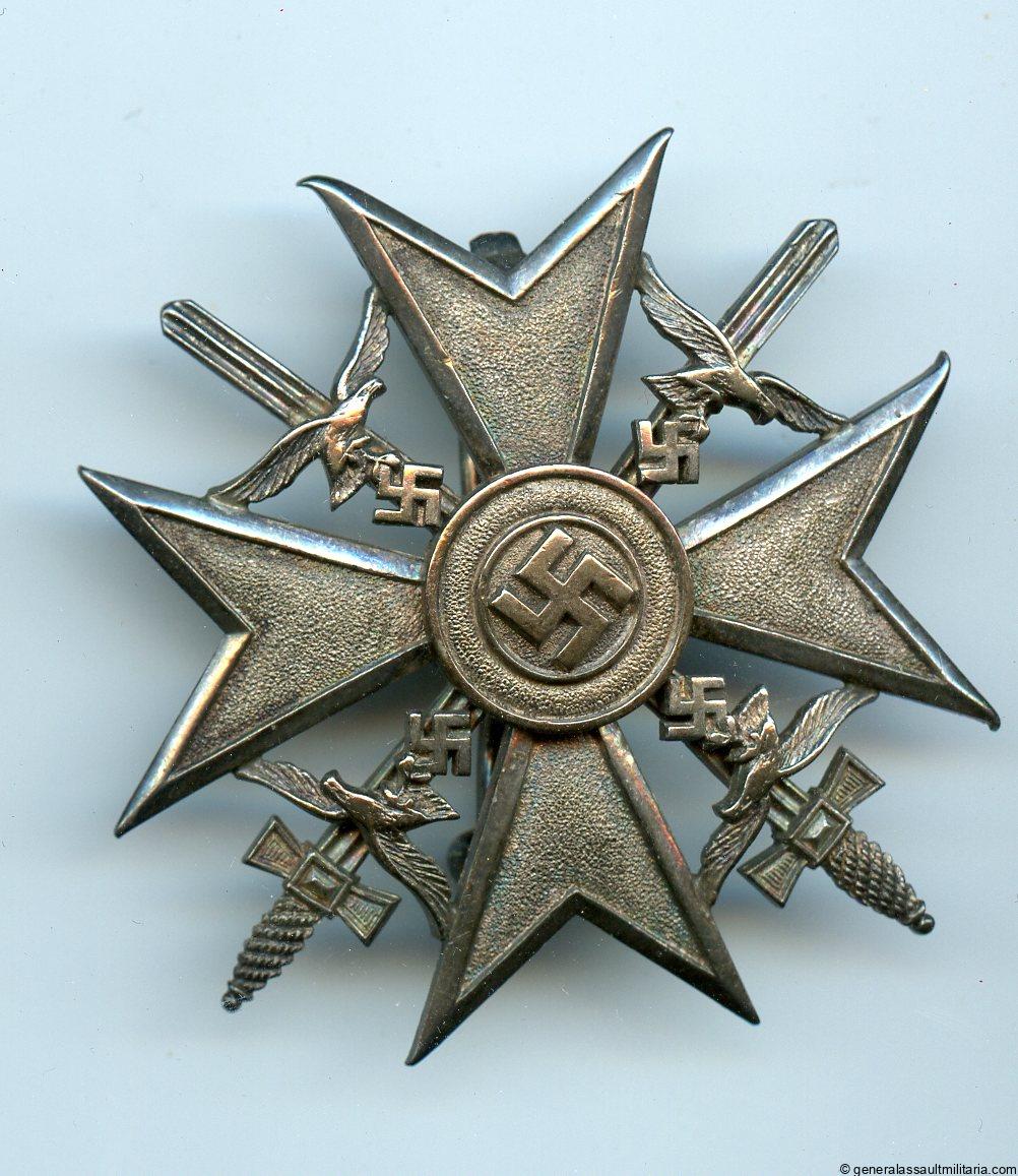Spanish cross in silver with swords 835 – Wilhelm Deumer, Lüdenscheid