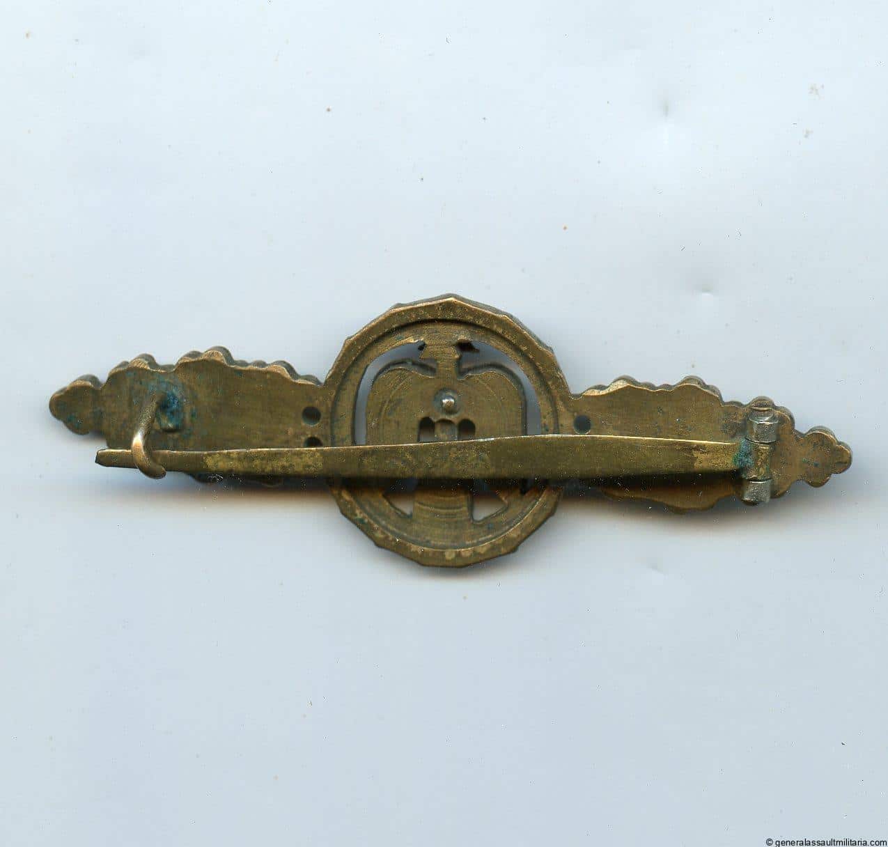 Luftwaffe fighter clasp in gold - C.E. Juncker, Berlin