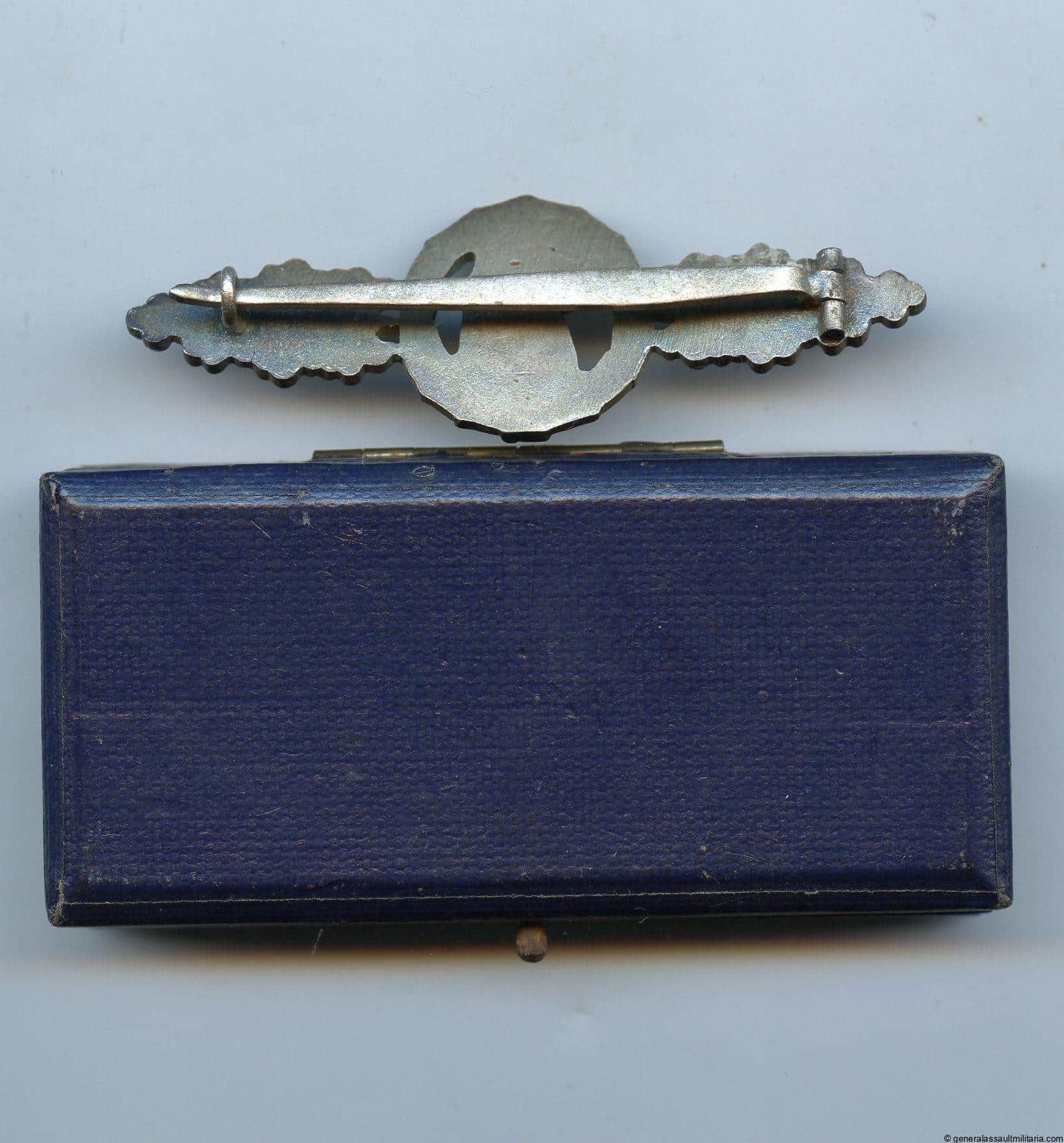 Luftwaffe Recon clasp in silver - Friedrich Linden, Lüdenscheid