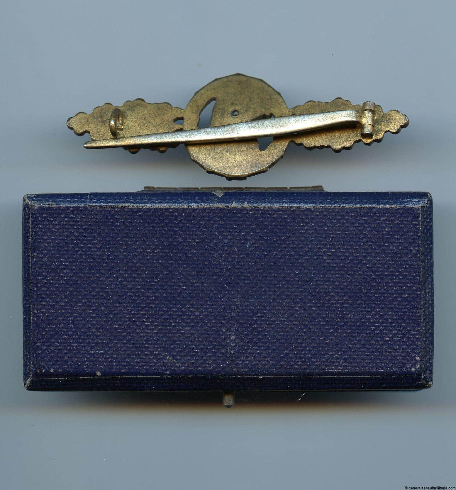 Luftwaffe recon clasp in gold - IMME & Sohn, Berlin