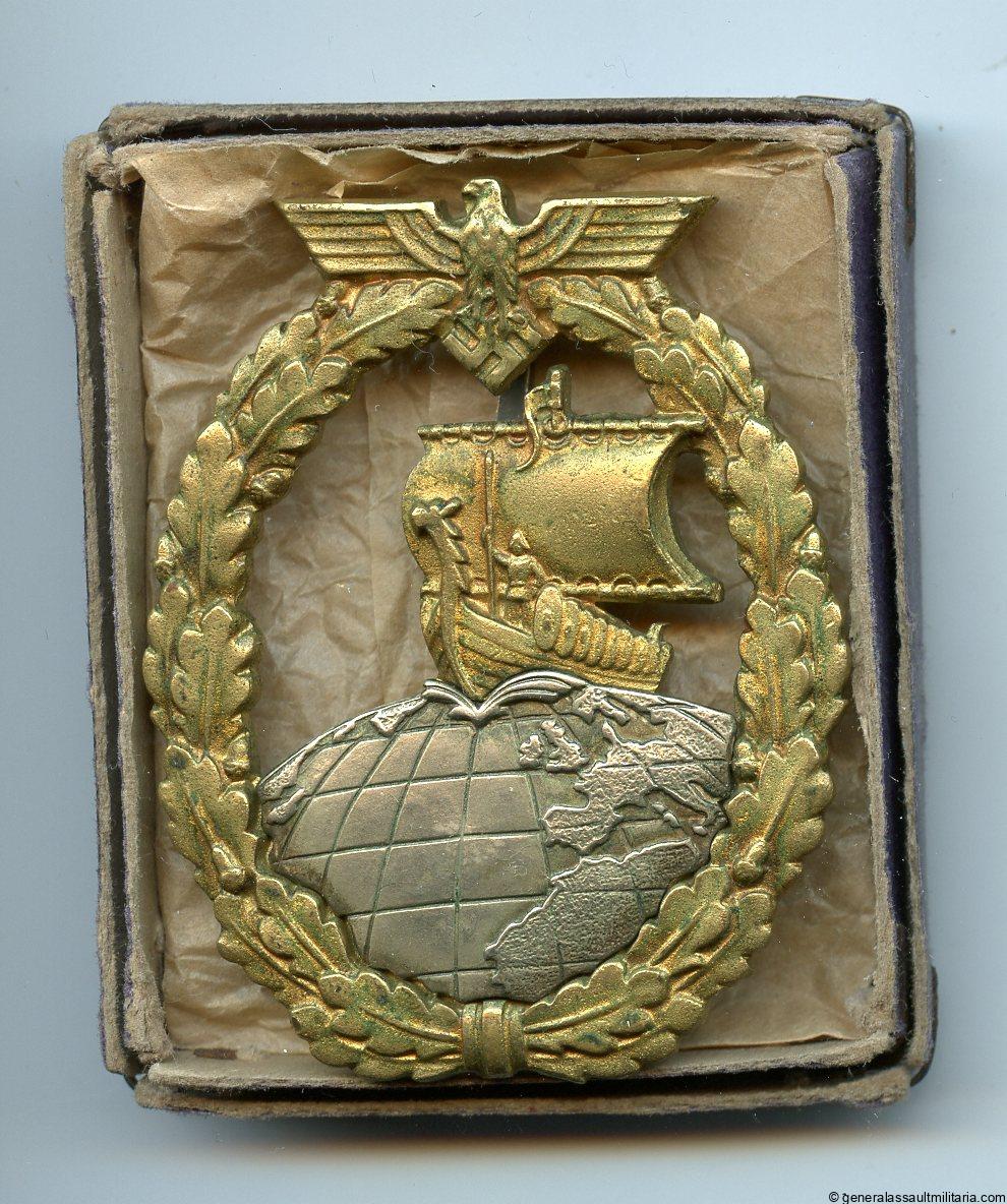 Kriegsmarine Auxiliary badge + box - C.E. Juncker, Berlin