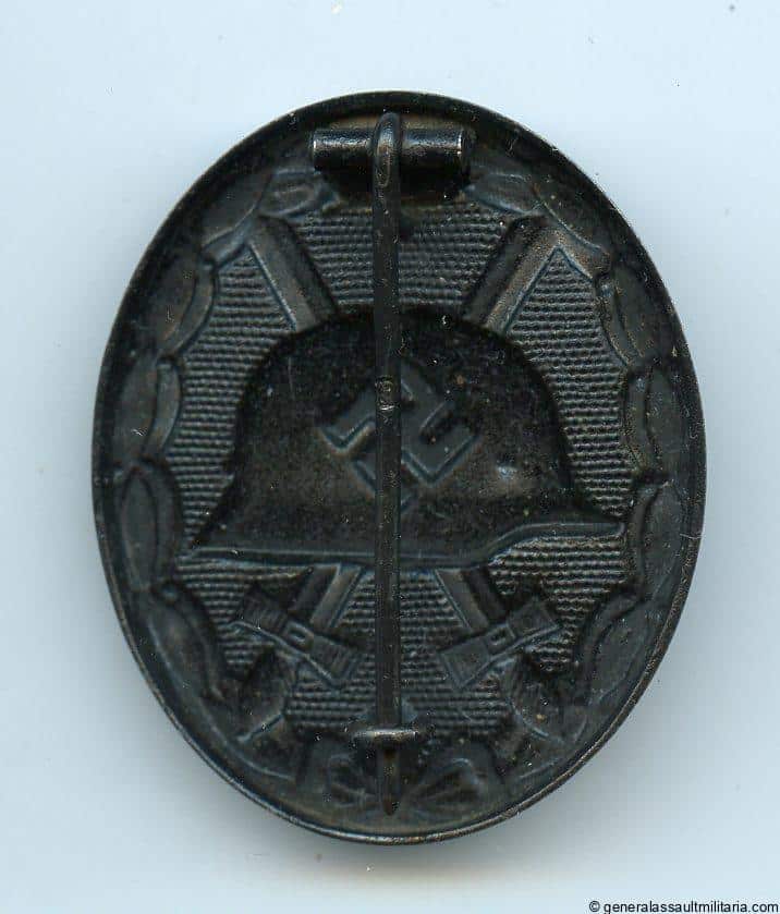 Wound badge in black – MM26 B.H. Mayer, Pforzheim
