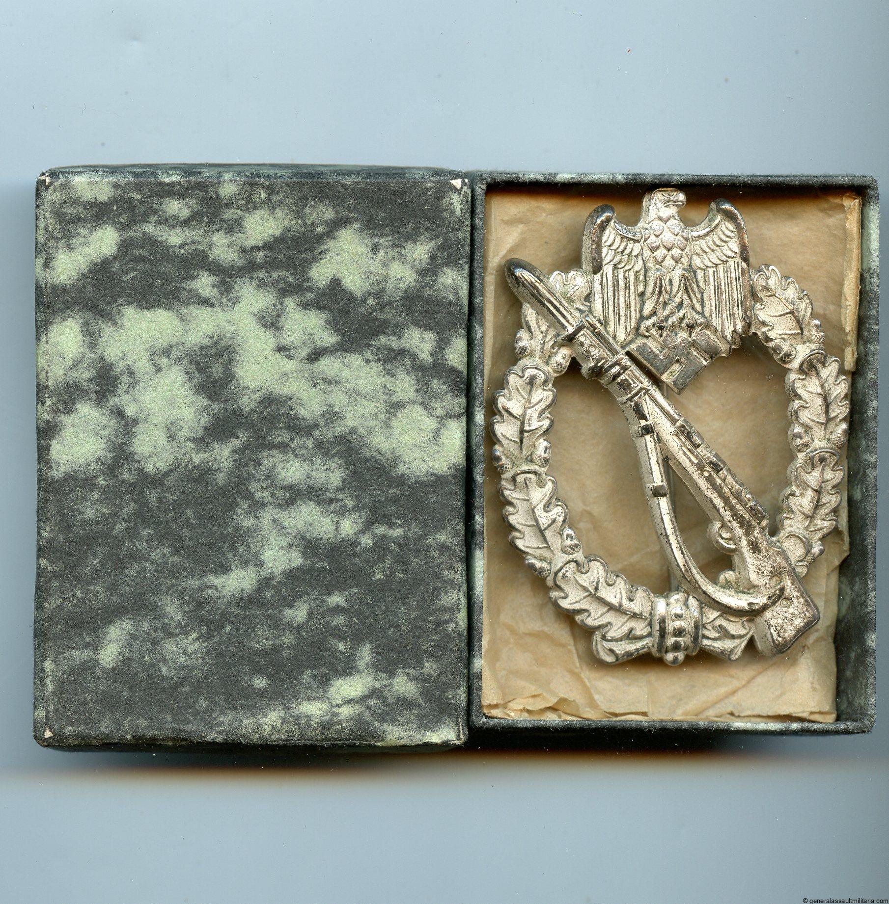 Infantry assault badge + box - Gustav Brehmer, Markneukrichen